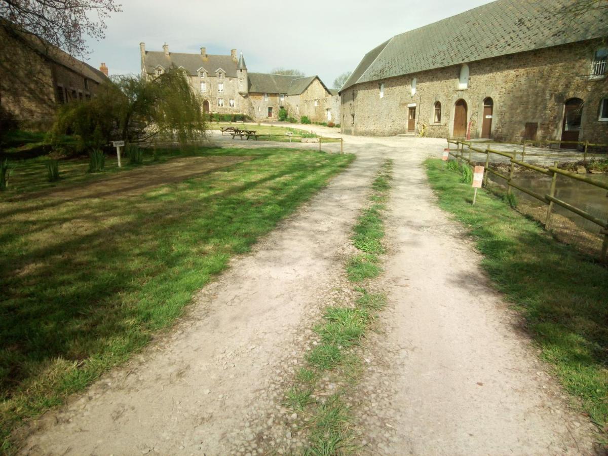 Elevage De La Hurie Saint-Nicolas-de-Pierrepont Dış mekan fotoğraf